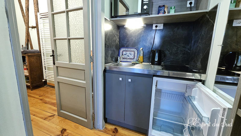 Maison ancienne - 355 m² - 8 pièces