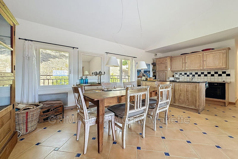 Appartement - 106 m² - 5 pièces