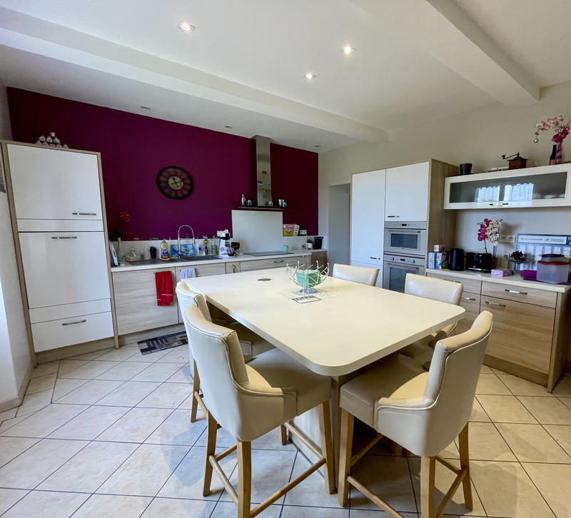 Maison - 190 m² - 5 pièces