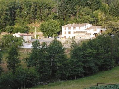 Propriété - 341 m²