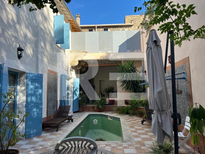 Maison - 188 m² - 5 pièces