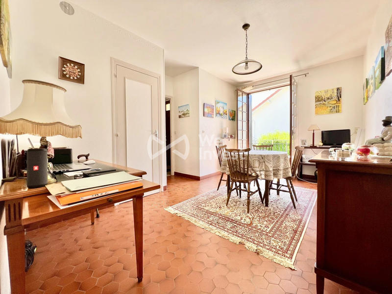 Maison - 183 m² - 7 pièces