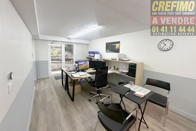 Bureau - 73 m² - 4 pièces