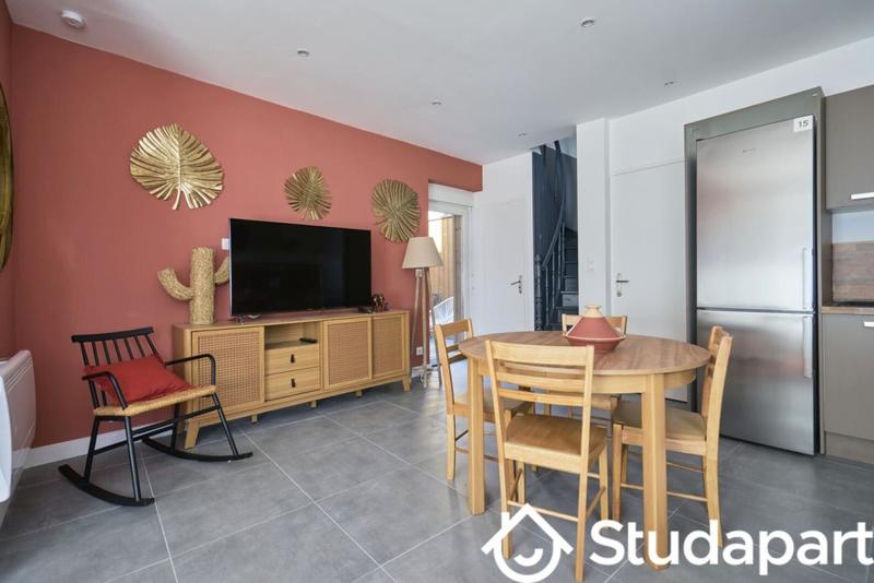 Chambre - 11 m² - 1 pièce