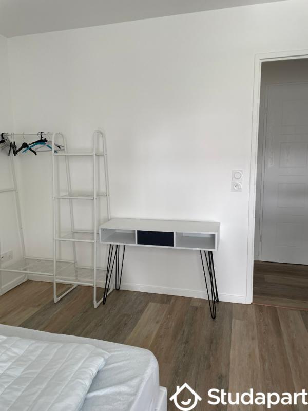 Chambre - 11 m² - 1 pièce