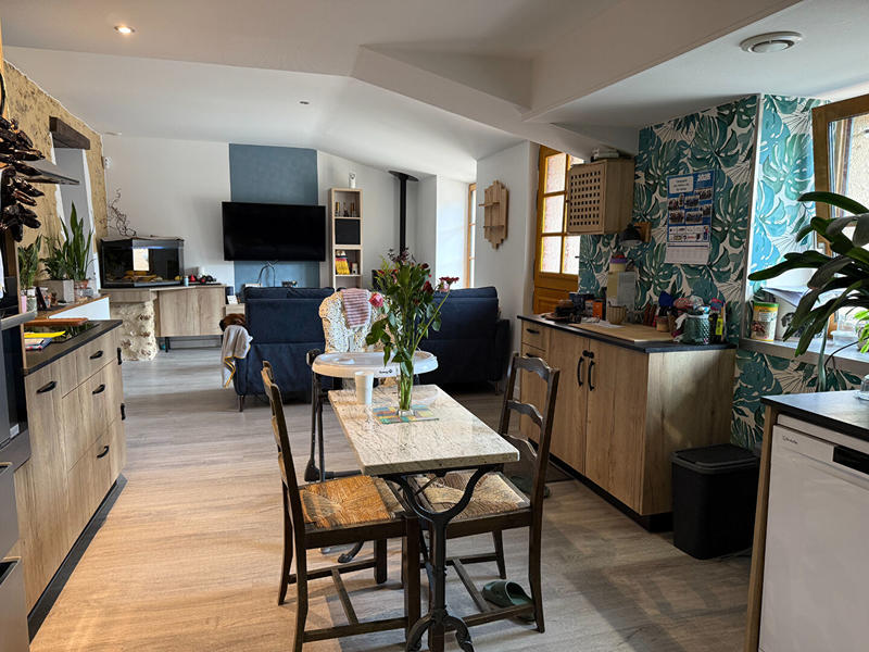 Maison - 98 m² - 5 pièces