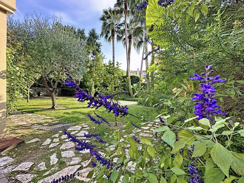 Appartement - 121 m² - 4 pièces