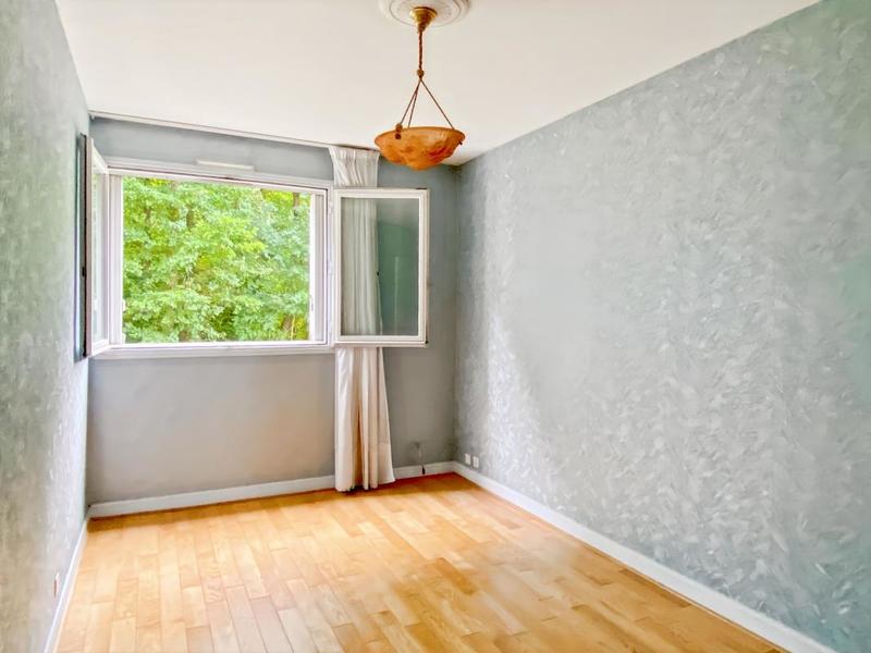 Appartement - 96 m² - 5 pièces