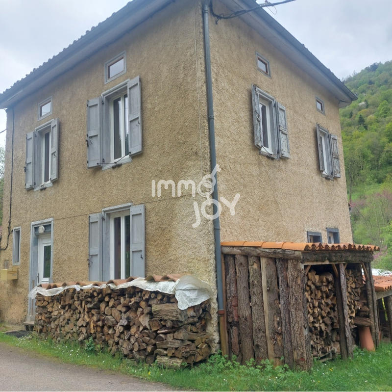 Maison - 93 m² - 4 pièces