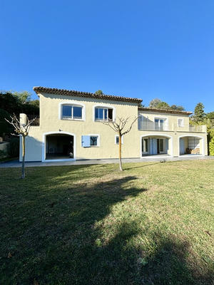 Villa - 305 m² - 10 pièces