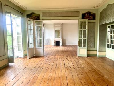 Hôtel particulier - 471 m² - 14 pièces