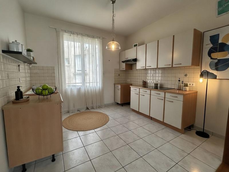 Maison traditionnelle - 150 m² - 6 pièces