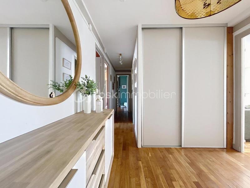 Appartement - 91 m² - 5 pièces