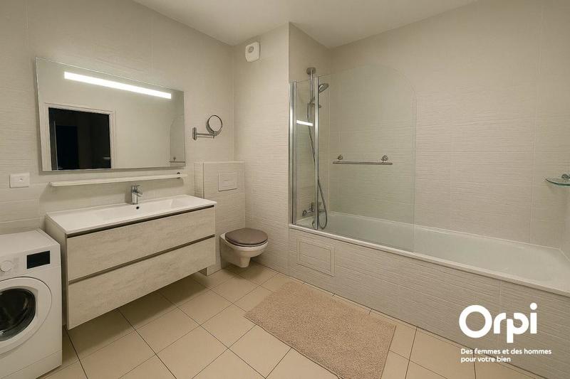 Appartement - 97 m² - 4 pièces