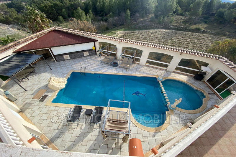 Maison chambre d'hôtes - 550 m² - 14 pièces