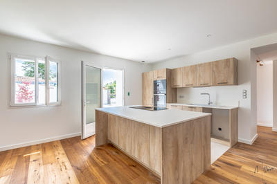 Maison - 169 m² - 6 pièces