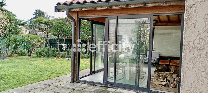 Villa - 185 m² - 6 pièces