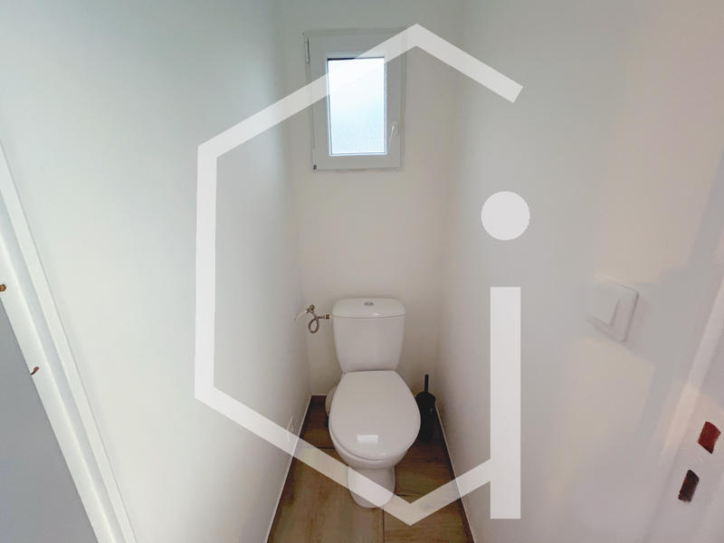 Maison - 100 m² - 4 pièces