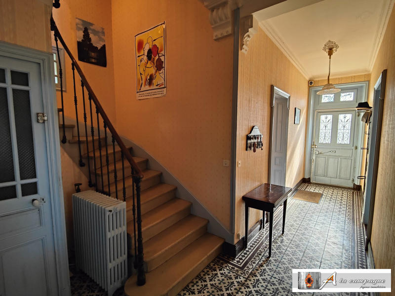 Maison ancienne - 177 m² - 7 pièces