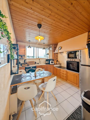 Appartement - 80 m² - 5 pièces