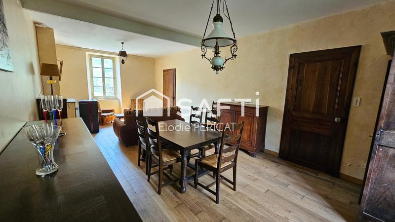 Maison - 136 m² - 4 pièces