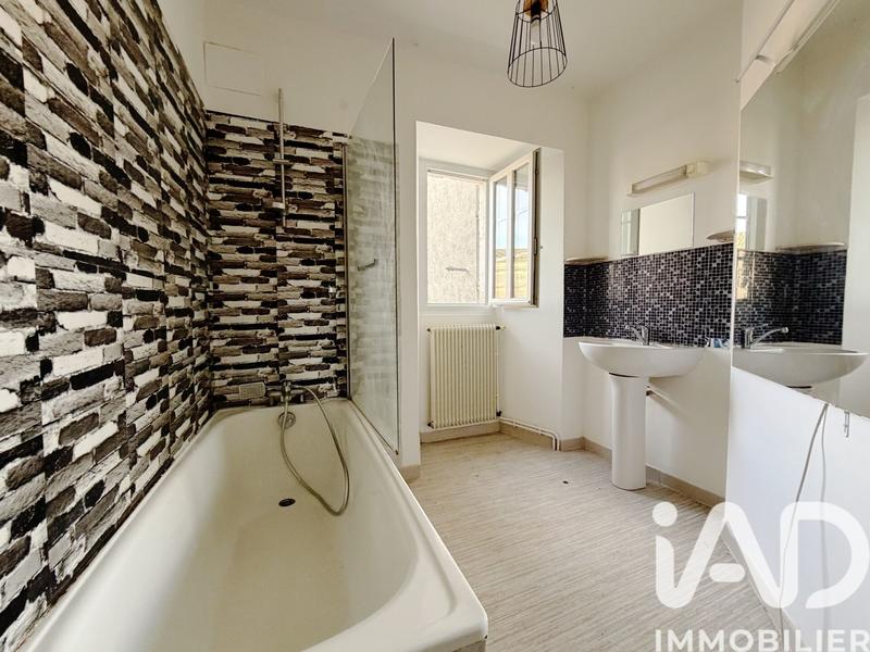 Maison - 179 m² - 8 pièces