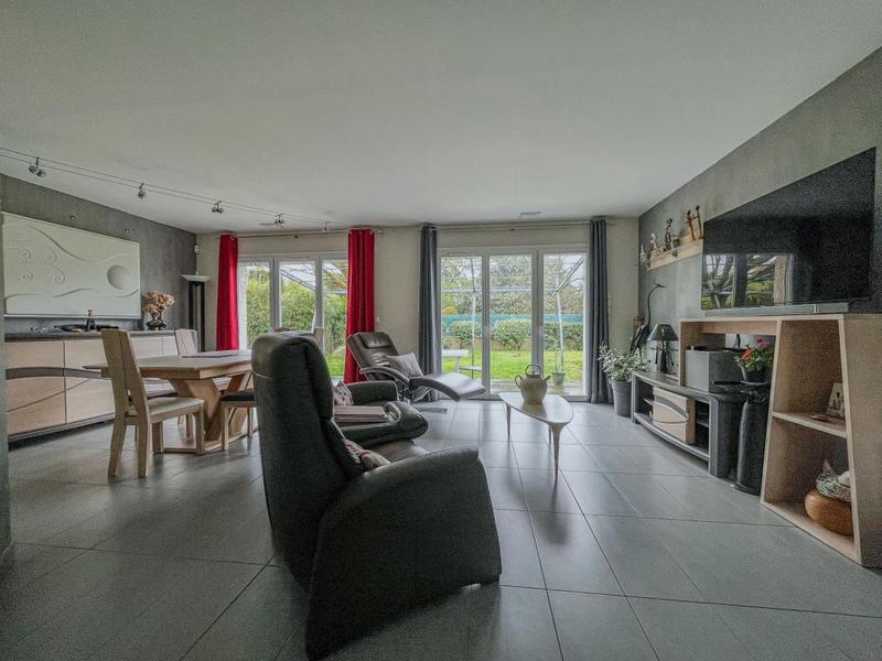 Maison - 101 m² - 4 pièces