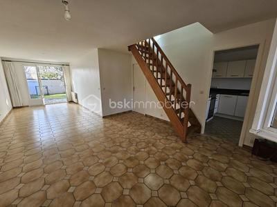 Maison - 85 m² - 6 pièces