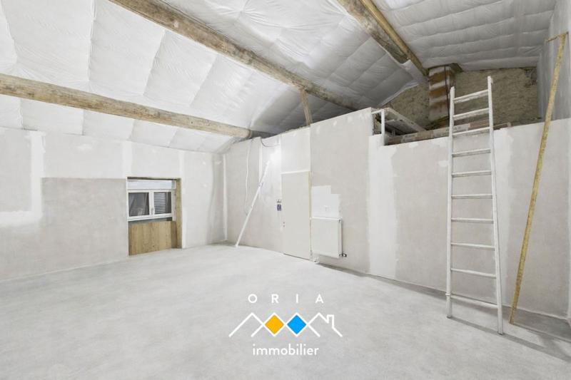 Maison en pierre - 157 m² - 7 pièces