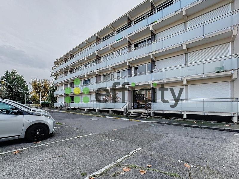 Appartement - 81 m² - 4 pièces