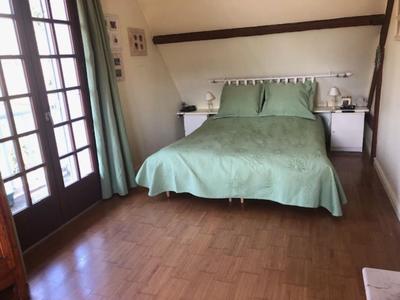 Maison - 140 m² - 7 pièces