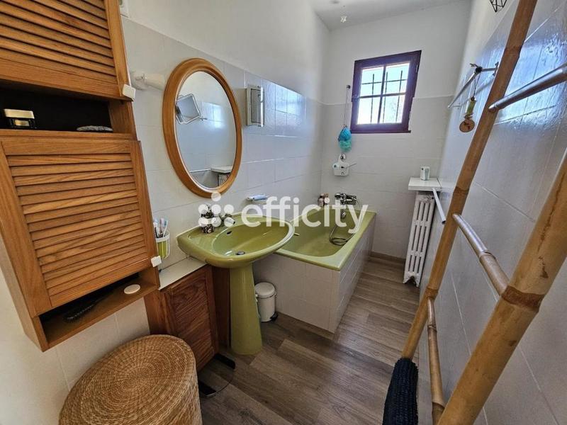 Maison - 102 m² - 4 pièces