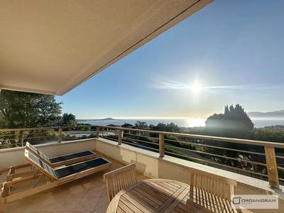 Appartement - 49 m² - 3 pièces