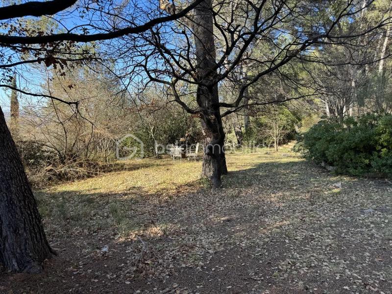 Villa - 90 m² - 5 pièces