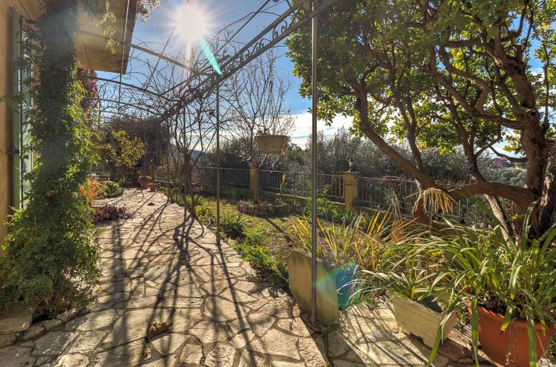 Maison - 148 m² - 6 pièces