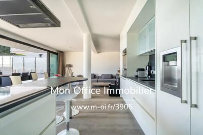 Appartement - 121 m² - 4 pièces