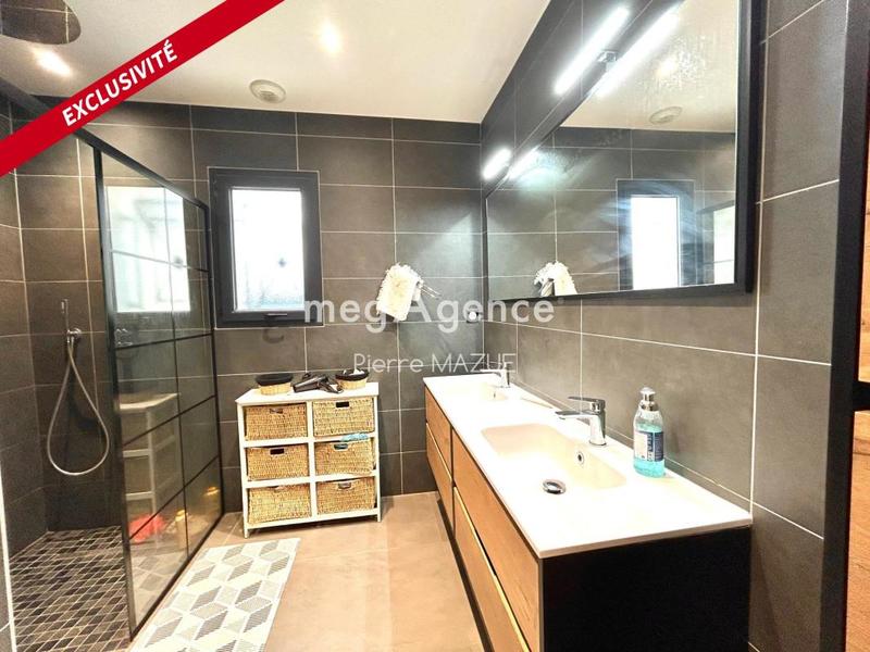 Maison - 165 m² - 5 pièces