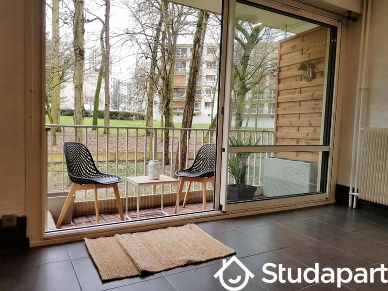 Chambre - 13 m² - 1 pièce