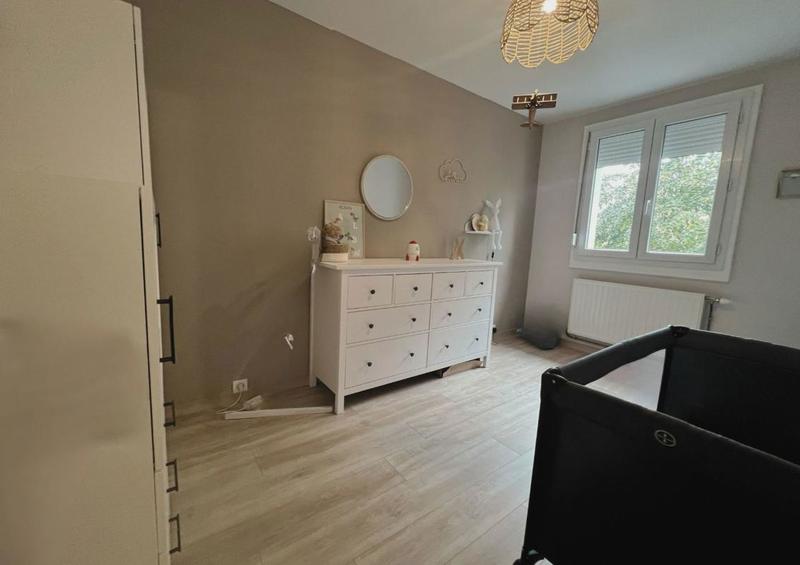 Maison - 82 m² - 5 pièces