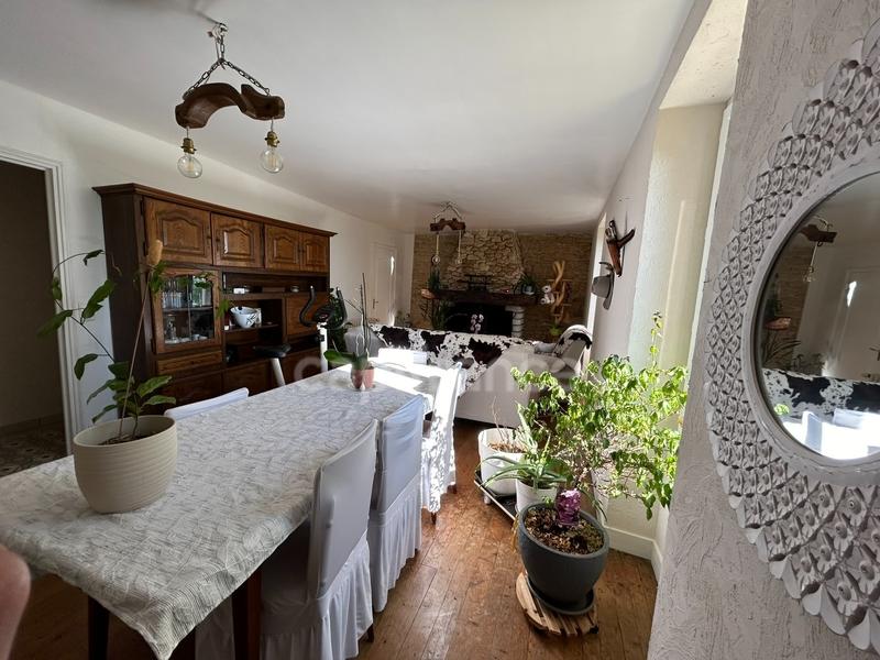 Maison - 182 m² - 7 pièces