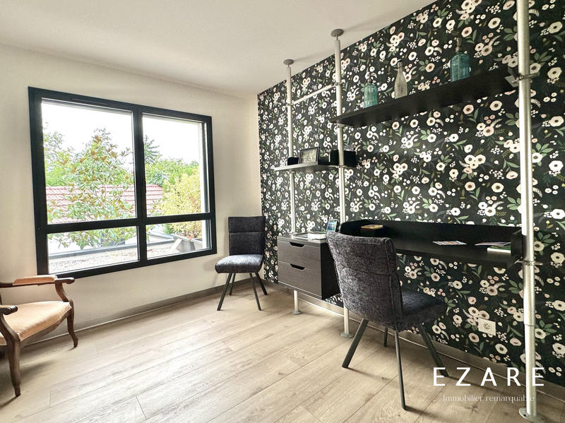 Maison - 186 m² - 7 pièces