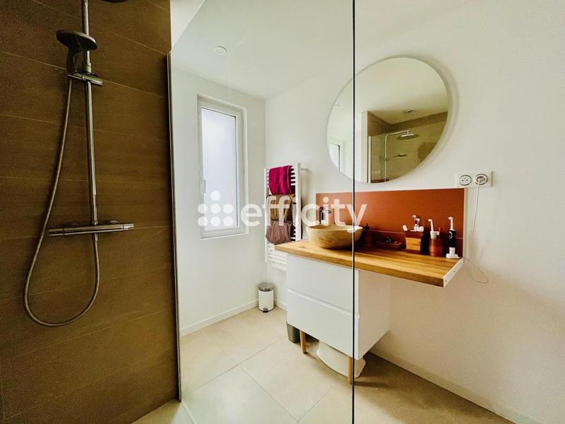 Maison - 148 m² - 7 pièces