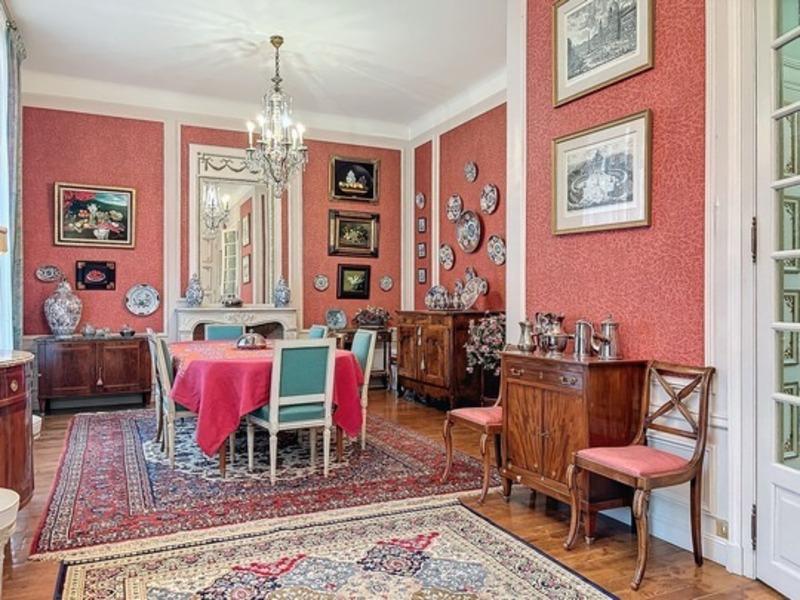 Maison bourgeoise - 353 m² - 13 pièces
