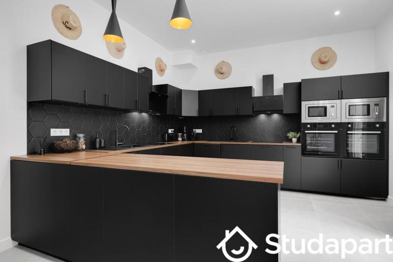 Chambre - 13 m² - 1 pièce