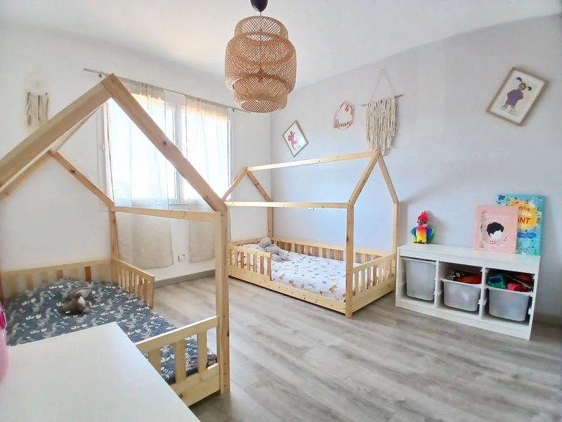 Maison - 90 m² - 4 pièces