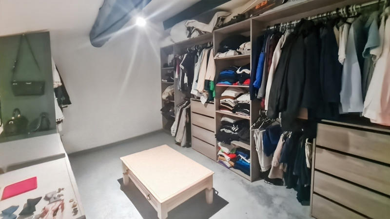 Maison - 96 m² - 5 pièces