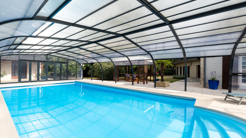 Maison - 325 m² - 7 pièces