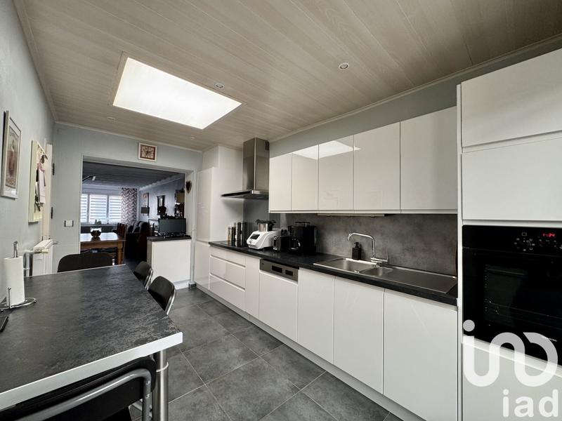 Maison - 102 m² - 5 pièces