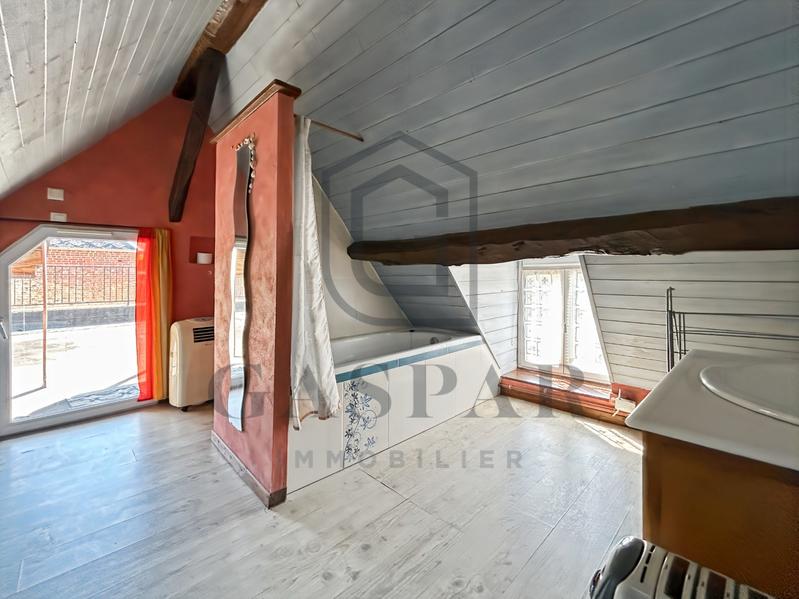 Maison - 143 m² - 5 pièces