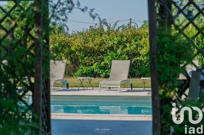 Maison - 375 m² - 11 pièces